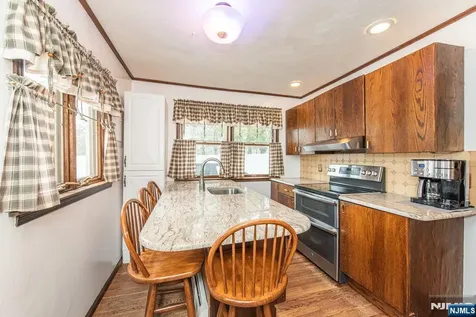 126 Jefferson Street Wanaque NJ 07420