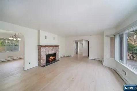 35 Old Dock Road Alpine NJ 07620
