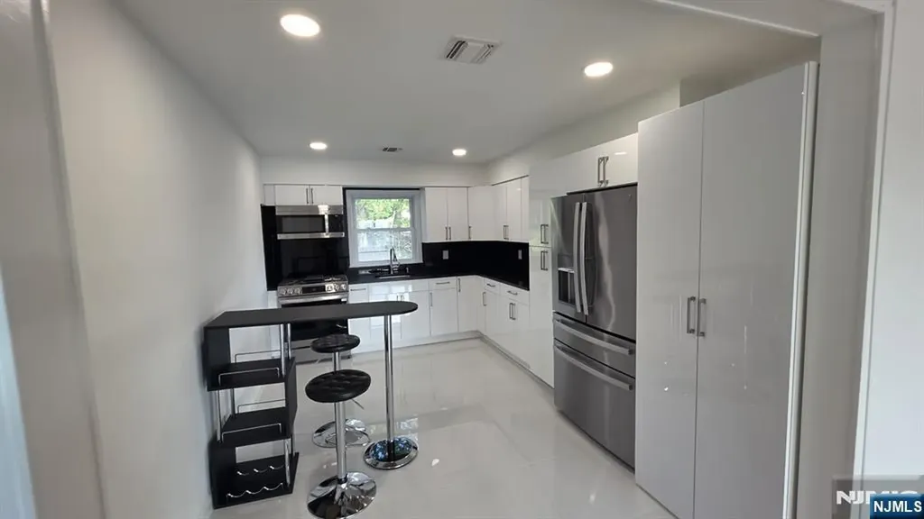 5200 Meadowview Avenue North Bergen NJ 07047