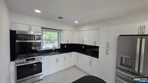 5200 Meadowview Avenue North Bergen NJ 07047