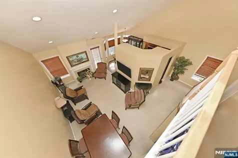 884 Somerset Court Ramsey NJ 07446
