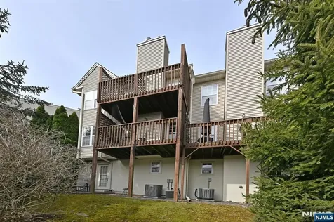 884 Somerset Court Ramsey NJ 07446