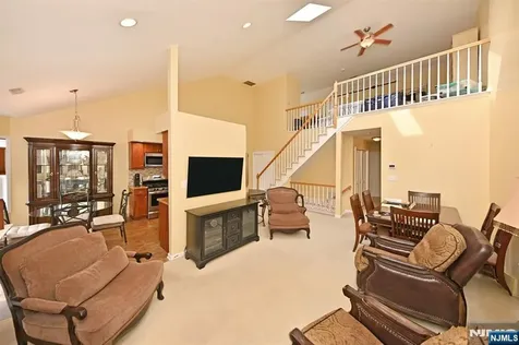 884 Somerset Court Ramsey NJ 07446