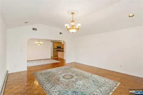 130 N 7th Street Saddle Brook NJ 07663