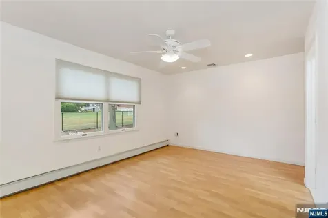 130 N 7th Street Saddle Brook NJ 07663