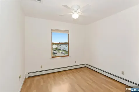 130 N 7th Street Saddle Brook NJ 07663