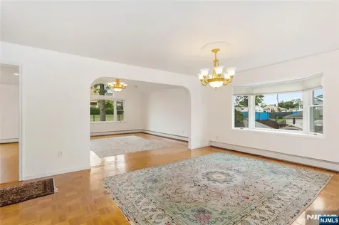 130 N 7th Street Saddle Brook NJ 07663