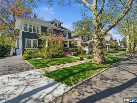 14 Evergreen Avenue Bloomfield NJ 07003