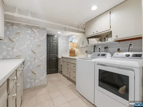 14 Evergreen Avenue Bloomfield NJ 07003