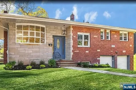 22 Greentree Terrace Tenafly NJ 07670