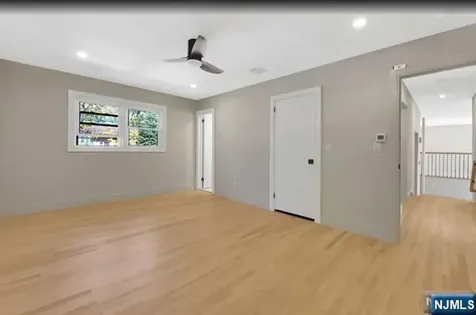 22 Greentree Terrace Tenafly NJ 07670