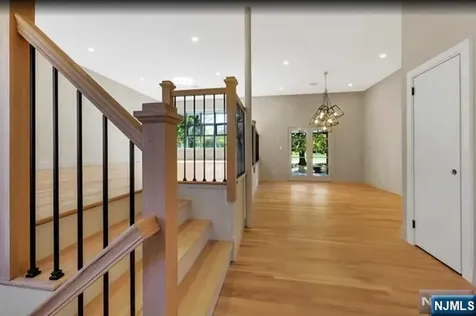22 Greentree Terrace Tenafly NJ 07670