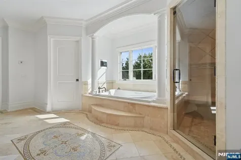144 Truman Drive Cresskill NJ 07626