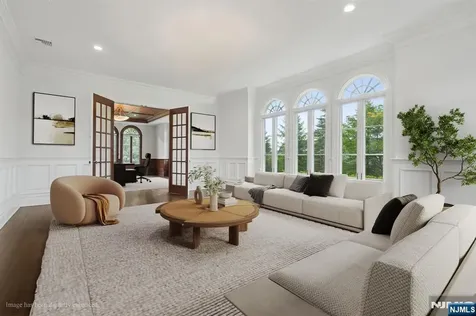 144 Truman Drive Cresskill NJ 07626