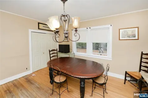 188 Highwood Avenue Glen Rock NJ 07452
