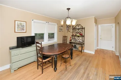 188 Highwood Avenue Glen Rock NJ 07452