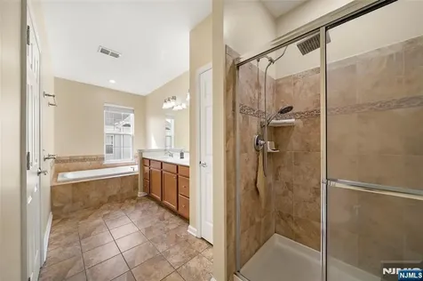 3 Holly Lane Garfield NJ 07026