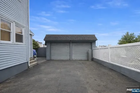 371 Totowa Avenue Paterson NJ 07502