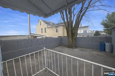 371 Totowa Avenue Paterson NJ 07502