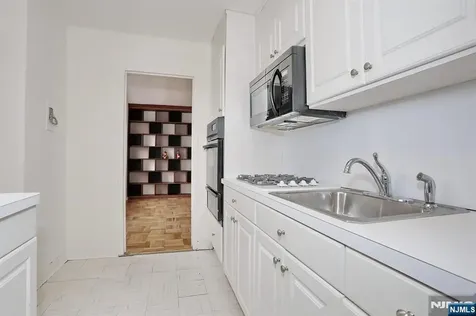 280 Prospect Hackensack NJ 07601