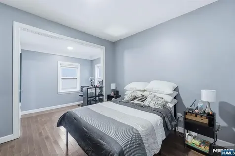 757 Thomas Street Elizabeth NJ 07202