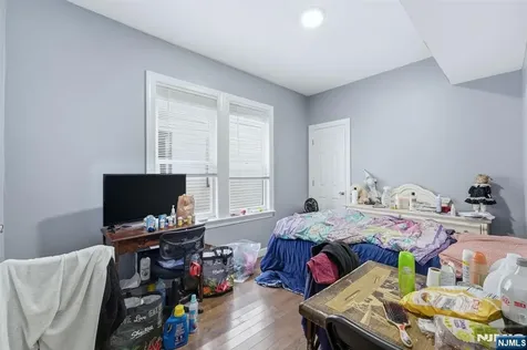 757 Thomas Street Elizabeth NJ 07202