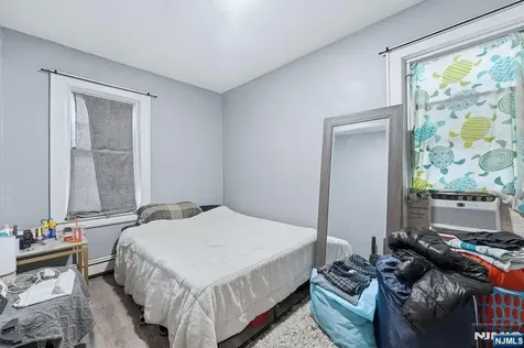 757 Thomas Street Elizabeth NJ 07202