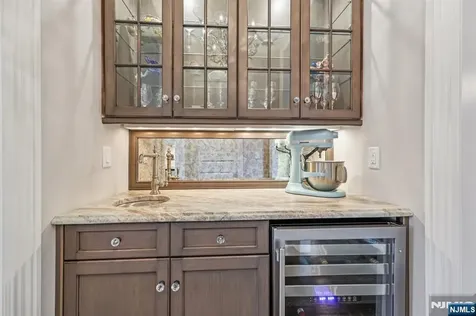 16 Norman Place Tenafly NJ 07670