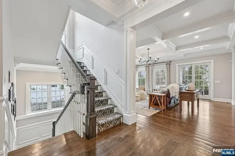 16 Norman Place Tenafly NJ 07670