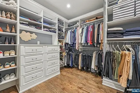 16 Norman Place Tenafly NJ 07670