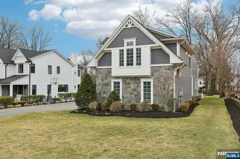 16 Norman Place Tenafly NJ 07670