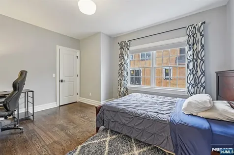 16 Norman Place Tenafly NJ 07670
