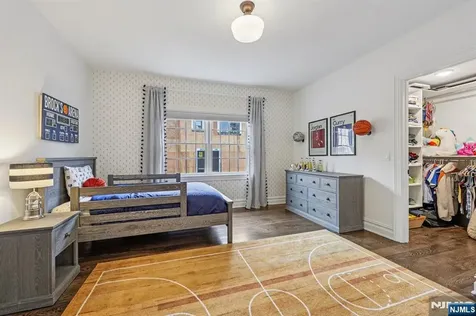 16 Norman Place Tenafly NJ 07670