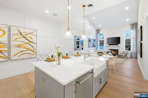3 Woodmont Circle River Vale NJ 07675