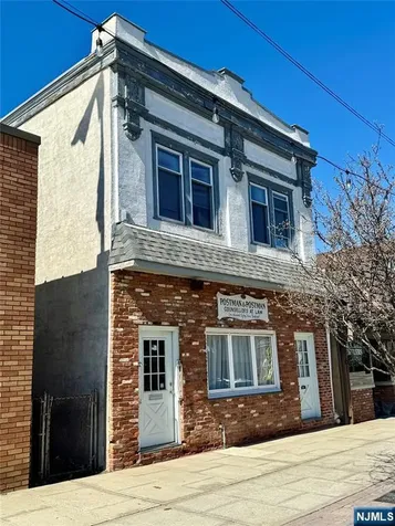 189 Boulevard Hasbrouck Heights NJ 07604