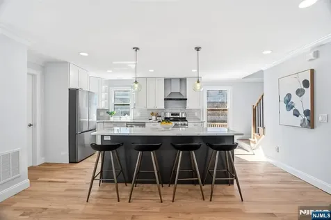 402 Riverview Avenue North Arlington NJ 07031