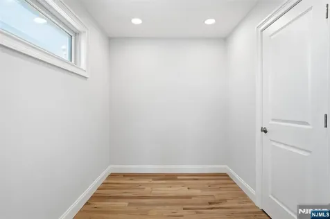 402 Riverview Avenue North Arlington NJ 07031