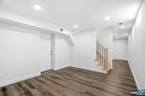 402 Riverview Avenue North Arlington NJ 07031