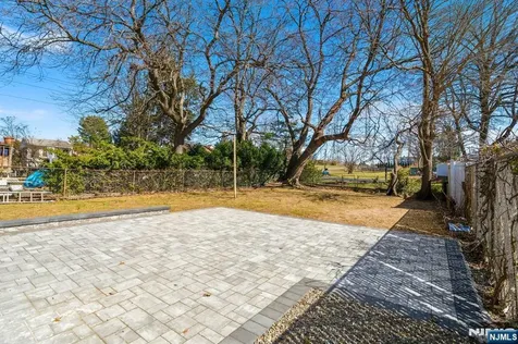 402 Riverview Avenue North Arlington NJ 07031