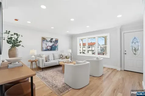 402 Riverview Avenue North Arlington NJ 07031