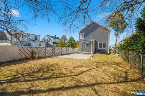 402 Riverview Avenue North Arlington NJ 07031
