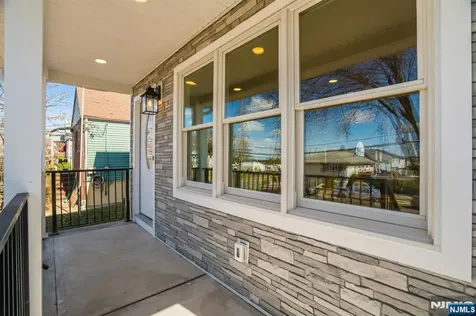 402 Riverview Avenue North Arlington NJ 07031