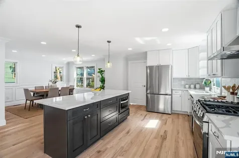402 Riverview Avenue North Arlington NJ 07031