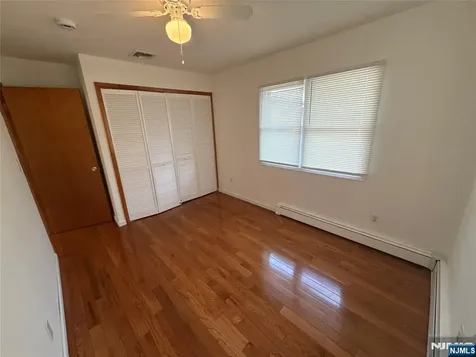 402 Monroe Avenue New Milford NJ 07646
