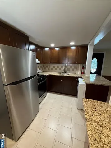 402 Monroe Avenue New Milford NJ 07646