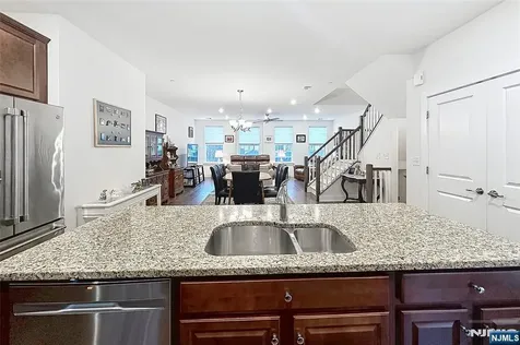 308 Parkview Lane Rockaway Township NJ 07866