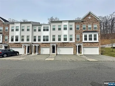 308 Parkview Lane Rockaway Township NJ 07866