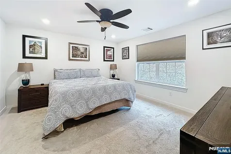 308 Parkview Lane Rockaway Township NJ 07866