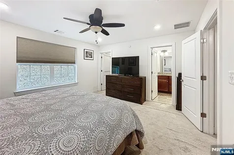 308 Parkview Lane Rockaway Township NJ 07866