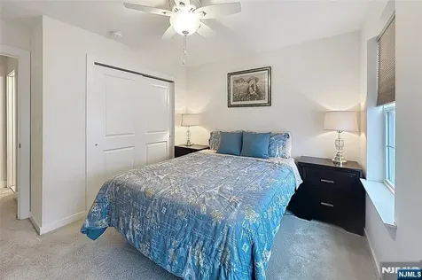 308 Parkview Lane Rockaway Township NJ 07866